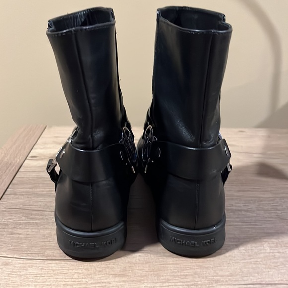 Michael Kors black ankle boots 8 1/2 - Picture 4 of 7